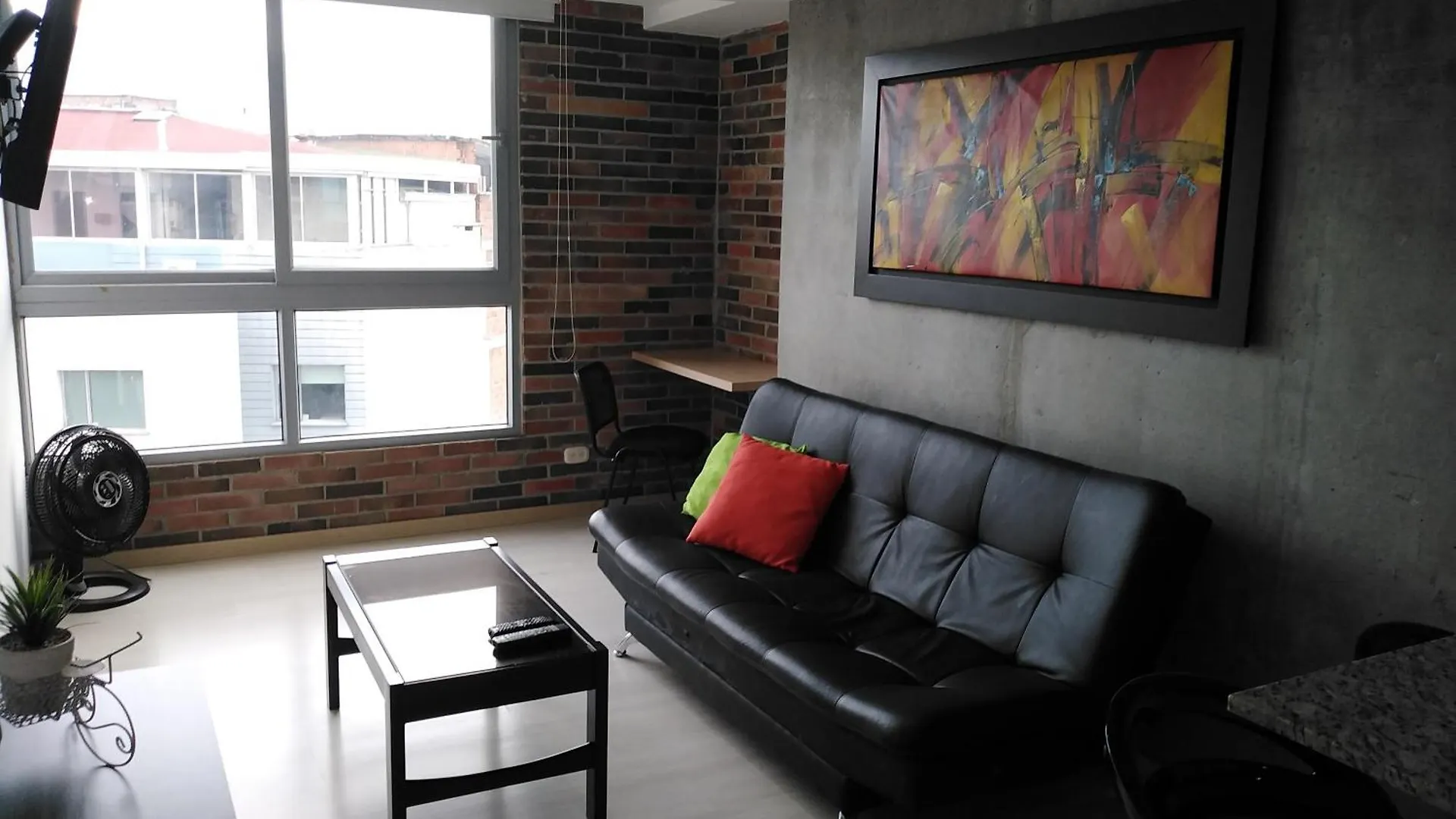 Apartahotel All Inclusive Suites Medellín