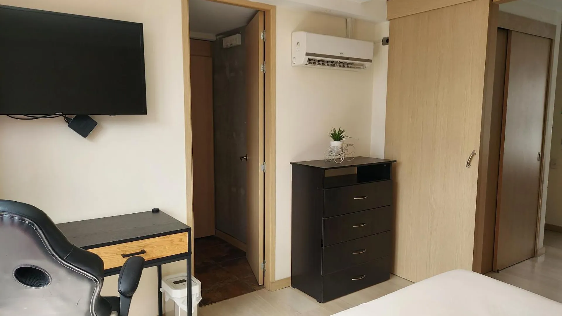 All Inclusive Suites Medellín 0*,