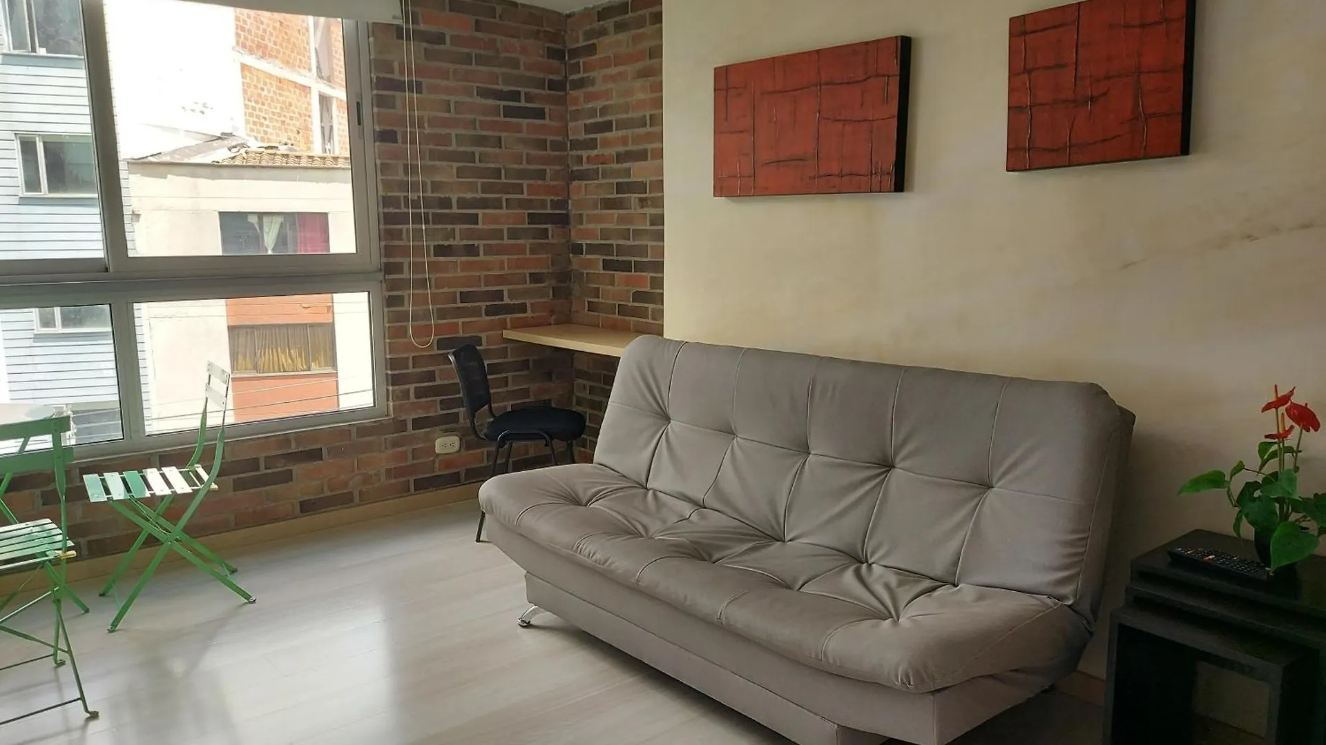 Apartahotel All Inclusive Suites Medellín Colombia