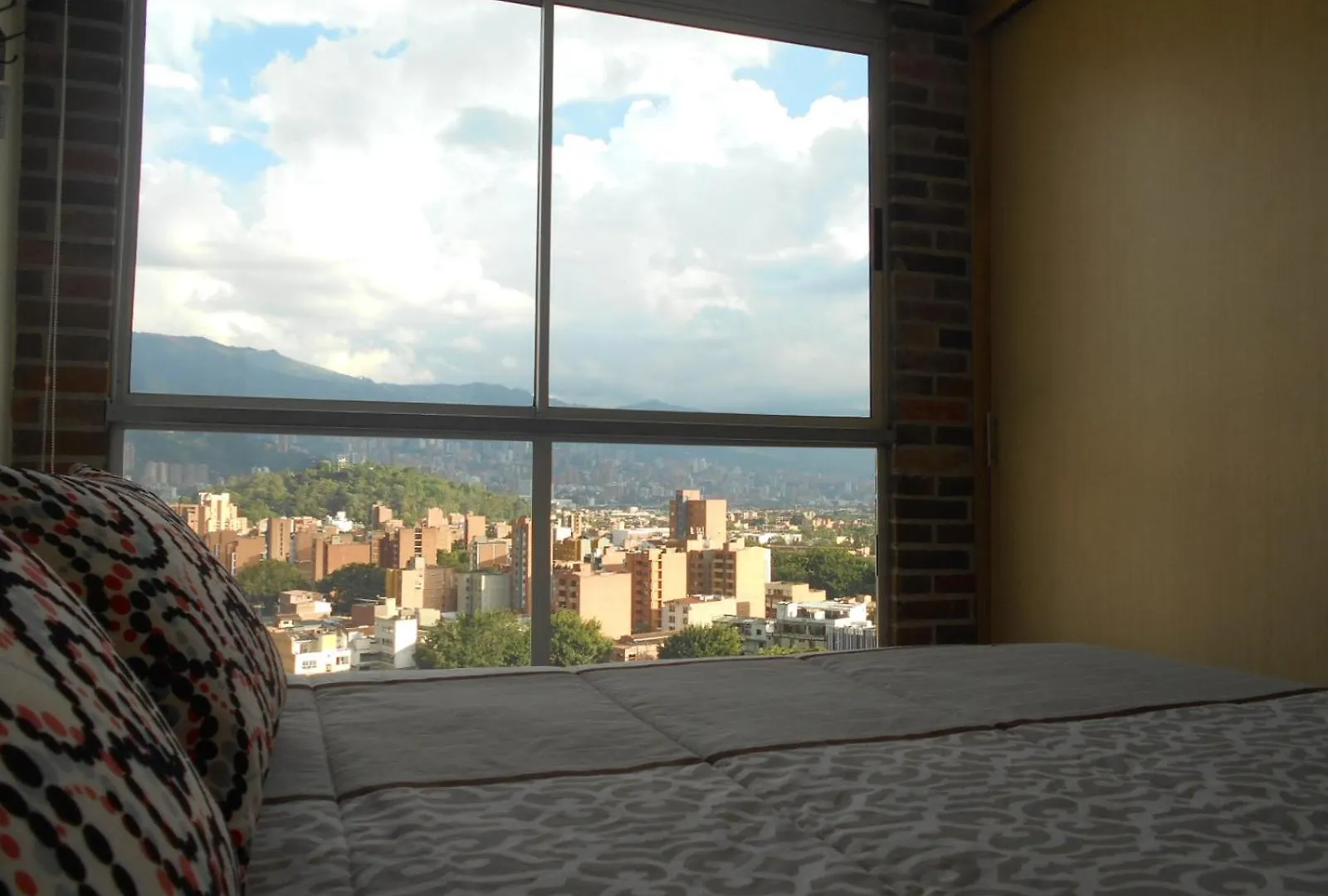 Apartahotel All Inclusive Suites Medellín